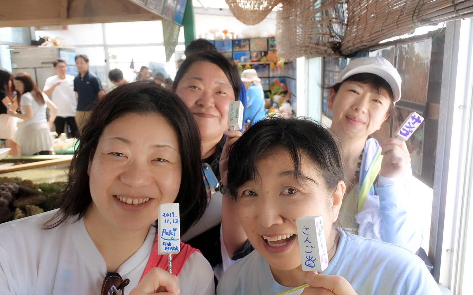 開催報告 大人の女子旅 沖縄県恩納村でサンゴの苗づくり体験 北部観光 ダイビングならdiver Online